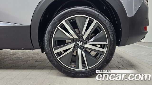 Peugeot 5008 2-го поколения 1.2 Pure Tech GT - фото 4