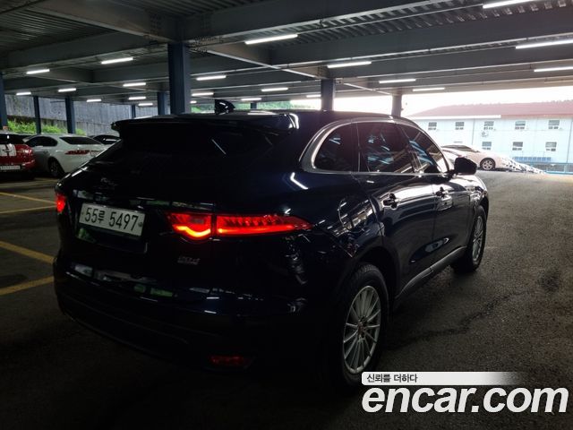 Jaguar F-PACE 20d Prestige - фото 1