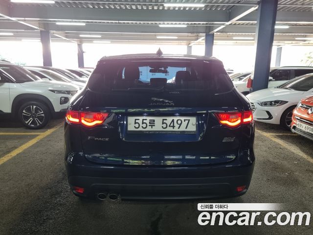 Jaguar F-PACE 20d Prestige - фото 3