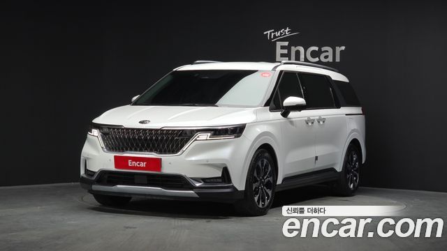 Kia Carnival 4-го поколения 9-Seater Signature - фото 0