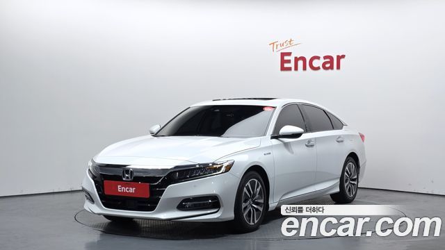 Honda Accord 10-го поколения 2.0 Hybrid Touring - фото 0