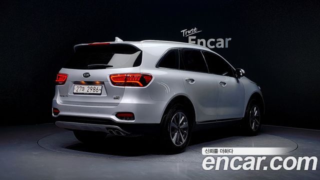 Kia Sorento New Diesel 2.0 4WD Noblesse - фото 1