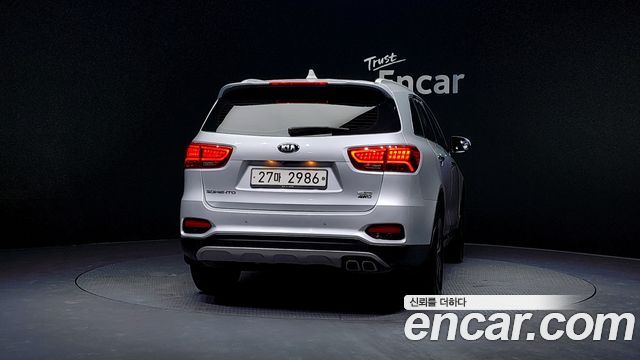 Kia Sorento New Diesel 2.0 4WD Noblesse - фото 3