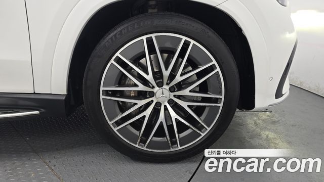 Mercedes-Benz GLE-Class W167 AMG GLE53 4MATIC+ - фото 4