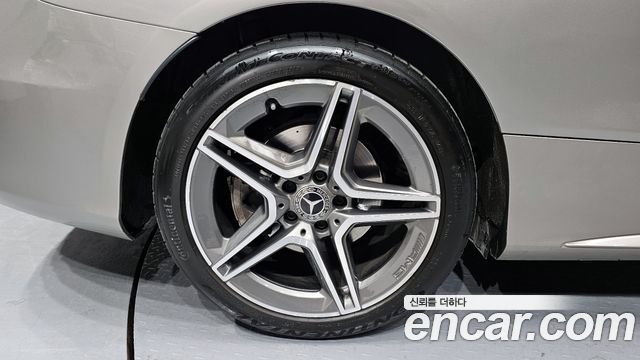 Mercedes-Benz C-Class W205 C200 Coupe - фото 4