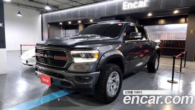 Dodge Ram Pick Up 5.7 - фото 0