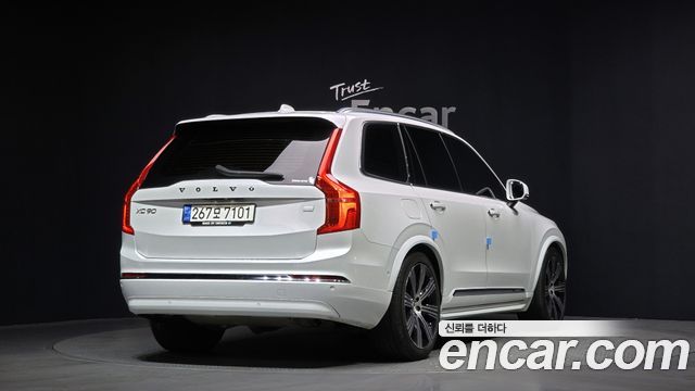 Volvo XC90 2-го поколения T8 Ultimate Bright Hybrid - фото 1