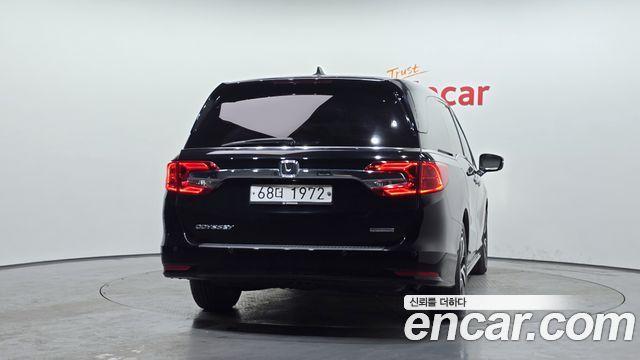 Honda Odyssey 3.5 5th - фото 3
