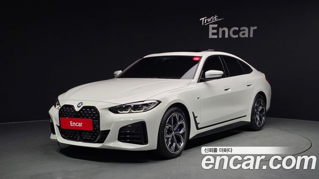 BMW 4 Series G22 420i M Sports GranCoupe - фото 0