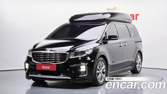 Kia Carnival New 9-Seater Hi-Limousine Noblesse Special - фото 0