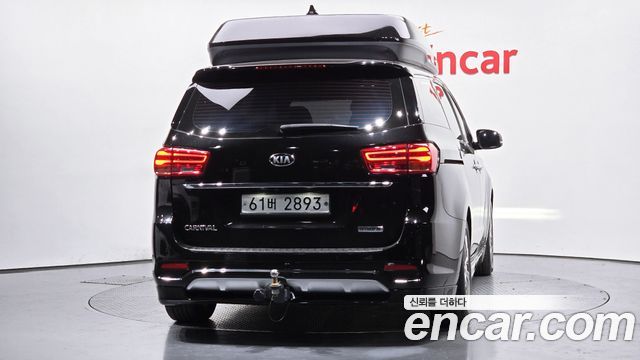 Kia Carnival New 9-Seater Hi-Limousine Noblesse Special - фото 3