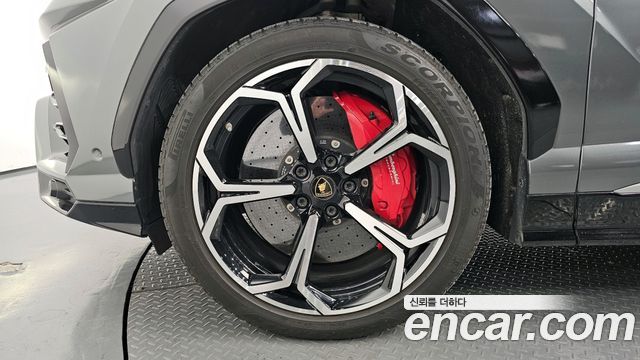 Lamborghini Urus 4.0 V8 - фото 4