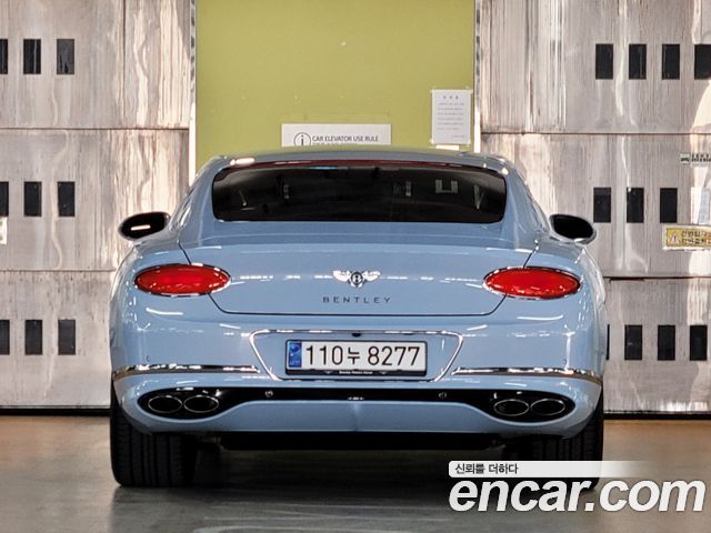 Bentley Continental GT 4.0 GT - фото 3