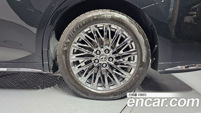 Lexus LM 2-го поколения 500h Executive - фото 4