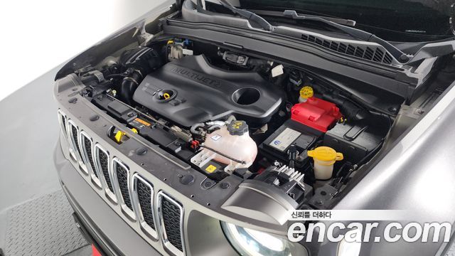 Jeep Renegade 1.6 Diesel Limited - фото 4