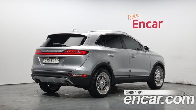 Lincoln MKC 2.0 AWD - фото 1