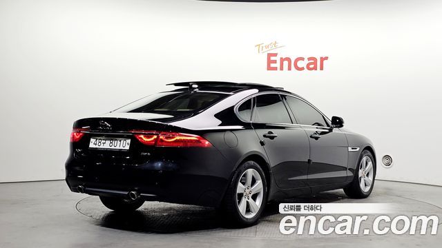 Jaguar XF X260 25t Prestige - фото 1