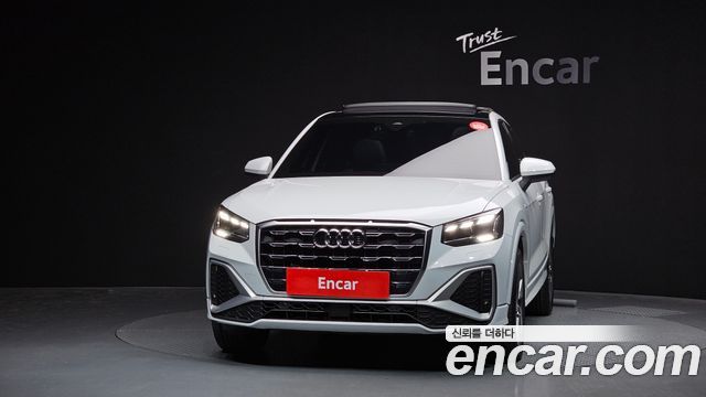 Audi Q2 35 TDI Premium - фото 2