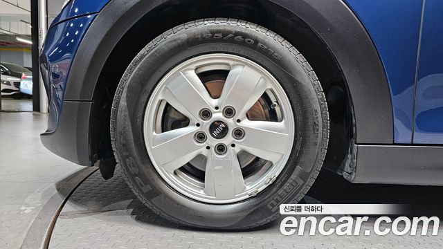 Mini Cooper 5Door Standard 3rd - фото 4