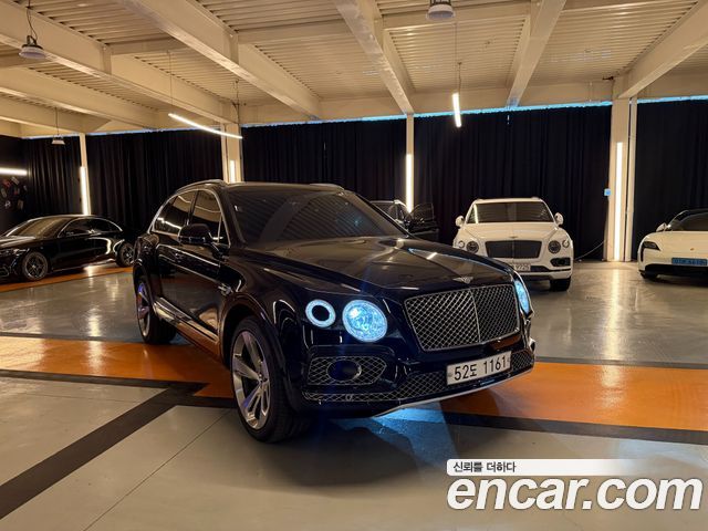 Bentley Bentayga 6.0 W12 - фото 1