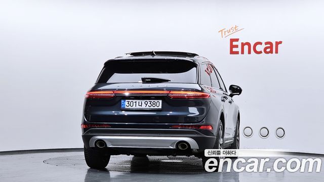 Lincoln Corsair 2.0 Reserve AWD - фото 3