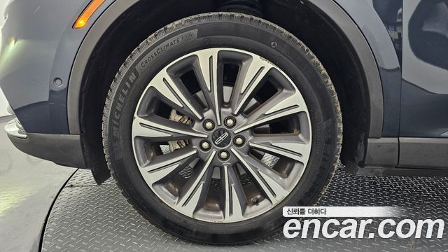 Lincoln Corsair 2.0 Reserve AWD - фото 4
