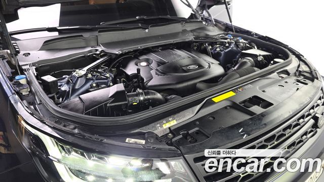 Land Rover Discovery 3.0 SD6 HSE Luxury - фото 4