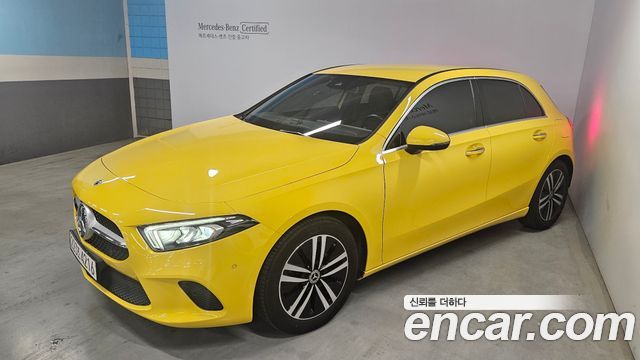 Mercedes-Benz A-Class W177 A220 Hatchback - фото 0