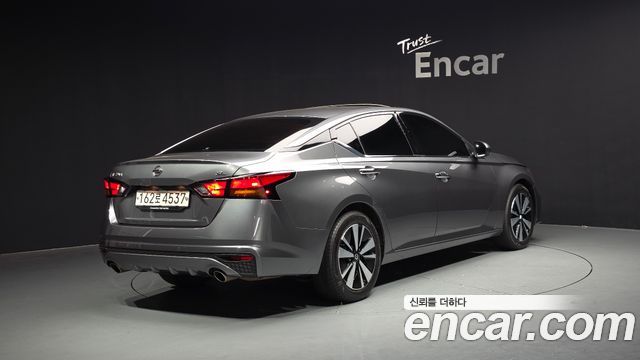 Nissan Altima L34 2.5 Special Edition - фото 1