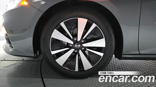 Nissan Altima L34 2.5 Special Edition - фото 4
