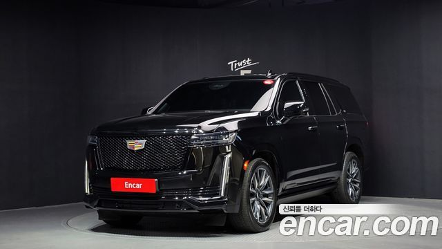Cadillac Escalade 5-го поколения 6.2 Sports Platinum - фото 0