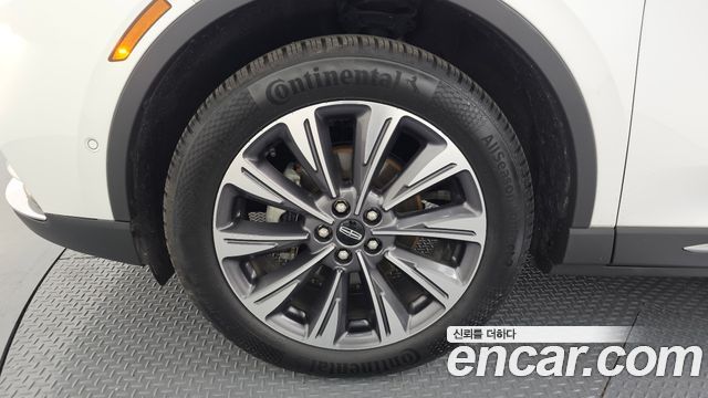 Lincoln Corsair 2.0 Reserve AWD - фото 4