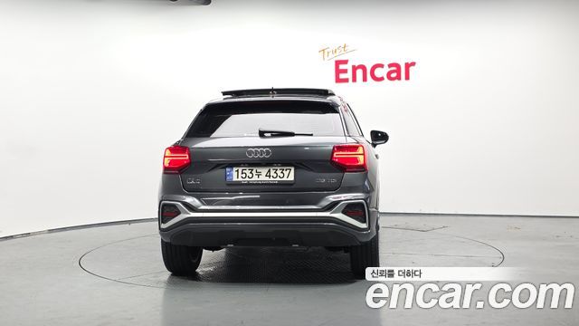 Audi Q2 35 TDI Premium - фото 3