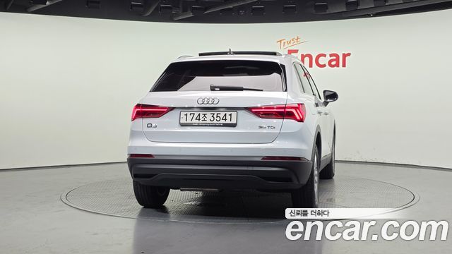 Audi Q3 F3 35 TDI - фото 3