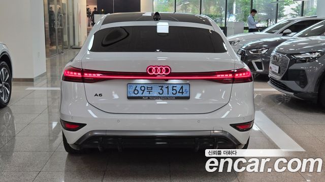 Audi A6 e-Tron Performance S line - фото 3