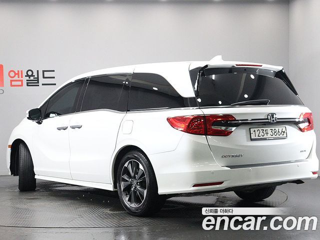 Honda Odyssey 3.5 5th - фото 1