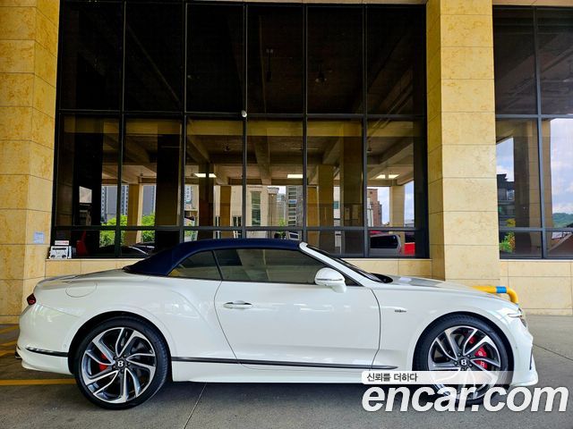 Bentley Continental GT 4.0 GTC Speed - фото 3