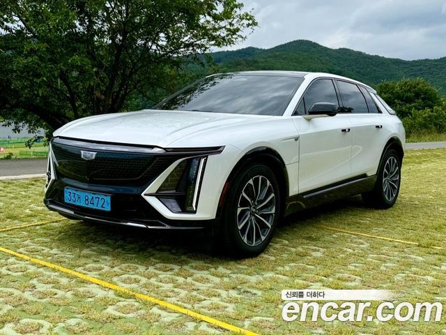 Cadillac Lyriq Sport - фото 0