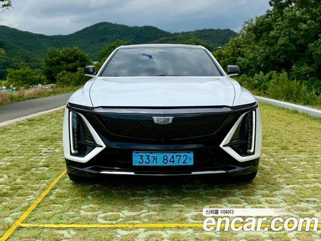 Cadillac Lyriq Sport - фото 1
