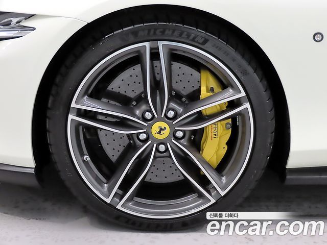 Ferrari Roma 3.9 Spider - фото 4