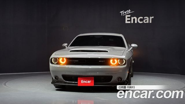 Dodge Challenger 5.7 - фото 2