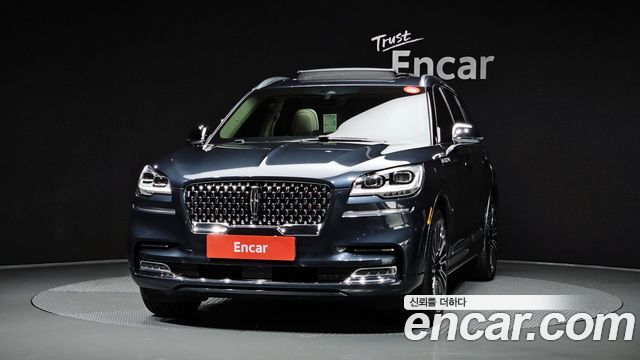 Lincoln Aviator 2-го поколения 3.0 Black Label AWD - фото 2