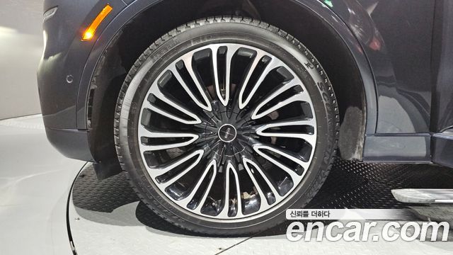 Lincoln Aviator 2-го поколения 3.0 Black Label AWD - фото 4