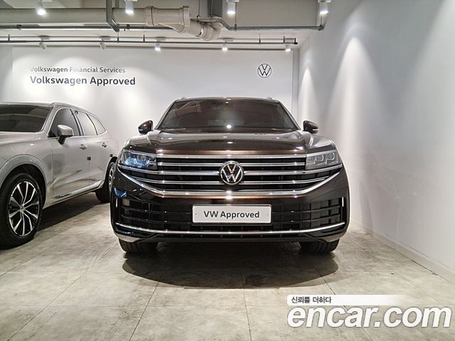 Volkswagen Touareg 3-го поколения 3.0 TDI Prestige - фото 1