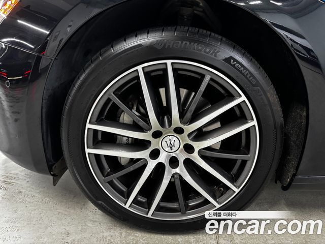 Maserati Ghibli 2.0 GT Base 3rd - фото 4