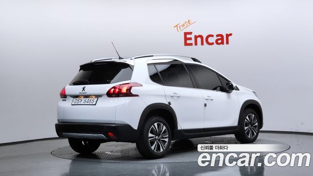 Peugeot 2008 1.5 BlueHDi Allure - фото 1