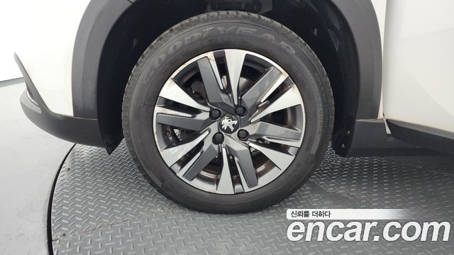 Peugeot 2008 1.5 BlueHDi Allure - фото 4