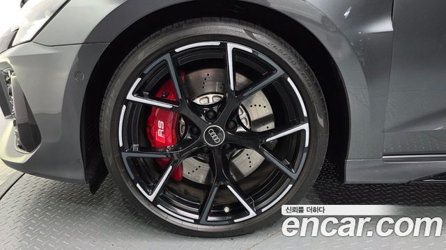 Audi RS3 2.5 TFSI Quattro - фото 4