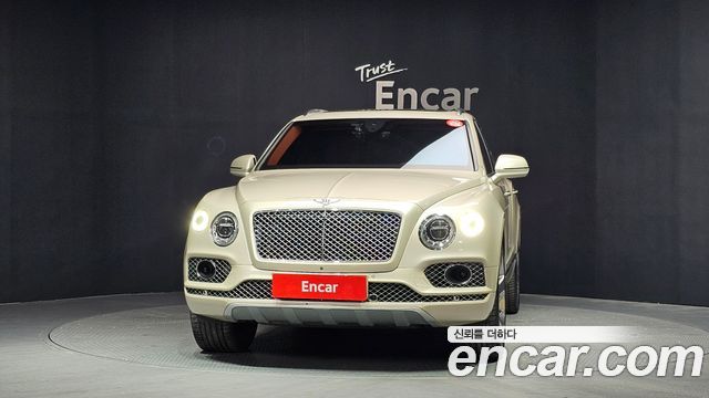 Bentley Bentayga 6.0 W12 - фото 2