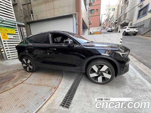 Volvo C40 Recharge Twin Ultimate - фото 2